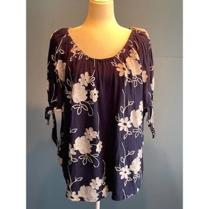 Forgotten Grace Size 2X‎ Peasant Blouse Navy with White Embroidered Flowers